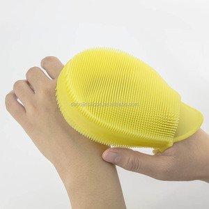 Mitaines de massage en silicone pour le soin du corps, favorisant la circulation sanguine, marque Darklight, rouge/jaune/design personnalisé créatif - Product Image 4