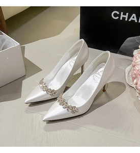 Escarpins de <span class=keywords><strong>Mariée</strong></span> Blancs à Bout Pointu, Talons Hauts Fins, en Satin Sexy, pour Banquet de Mariage, Ornés de Strass - Product Image 6