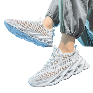 Sandales de sport d'été pour hommes, antidérapantes, en caoutchouc, pour la plage et la conduite, chaussures tendance à porter à l'extérieur, avec doublure en maille, nouvelle tendance - Product Image 4