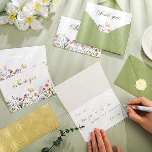 Celebre los momentos más preciados de la vida con nuestra Selección única y cuidadosamente seleccionada de tarjetas de felicitación Premium - Product Image 3