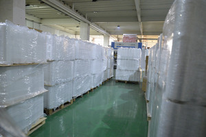 Film étirable transparent en PE, largeur 50 cm, 5 kg, doux, résistant à l'humidité, cadeau - Product Image 3