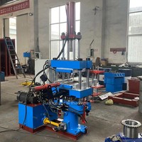 Machine de moulage par injection de caoutchouc à commande automatique, structure à quatre colonnes, système d'alimentation isolant, lithium