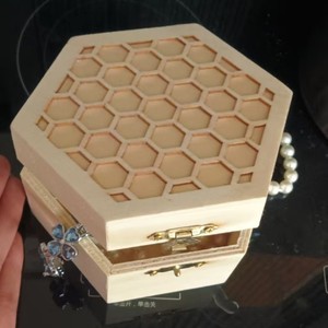 Hexagonal Wooden Jewelry Storage <b>Box</b> With Honeycomb Design For Necklace Ring <b>Earring</b> Organization - Product Image 1