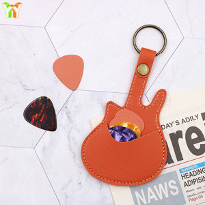 Estuche de cuero multicolor para púas de guitarra con llavero, bolsa de almacenamiento para púas de ukelele, mini clip para púas. - Product Image 4