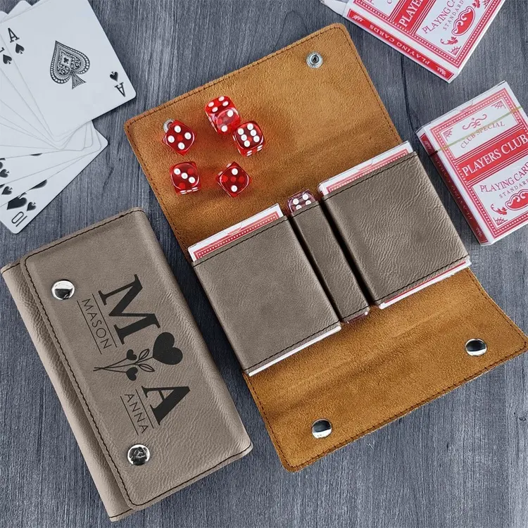 Étui multifonctionnel pour cartes de poker en similicuir laser Jeu de cartes de jeu de dés vierges personnalisé Porte-cartes en similicuir