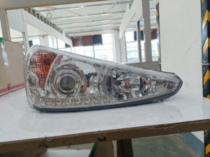 LAMPE TÊTE DE BUS pour <span class=keywords><strong>IFOR</strong></span> IRIZAR PB W/ LED DRL Pièces de bus populaires Head Light Citybus coach HC-B-1003-2 - Product Image 3
