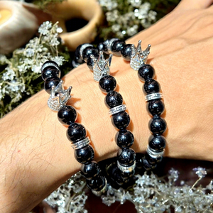 Pulsera de Ágata Negra Tallada a Mano con Amuleto de Rey, de Calidad Premium, con Gemas Naturales, para Sanación de Chakras y Feng Shui - Product Image 1