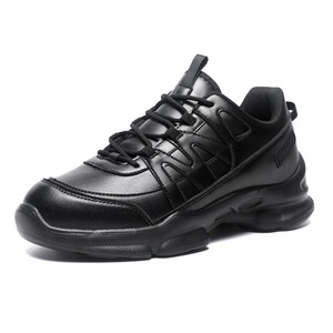 Baskets décontractées pour hommes, entièrement noires, en maille respirante, avec tige en cuir, semelle épaisse, chaussures de marche à lacets, chaussures de sport quotidiennes - Product Image 3