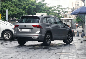 VW <span class=keywords><strong>Tiguan</strong></span> L 430PHEV <span class=keywords><strong>2023</strong></span>, SUV Híbrido Enchufable de Gama Alta con Gran Autonomía - Product Image 4