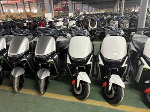 มอเตอร์ไซค์ใหม่ ระยะทางไกล ทนทาน พร้อมมอเตอร์ 1500w รถสองล้อ แบตเตอรี่ลิเธียม 60V 72V - Product Image 4