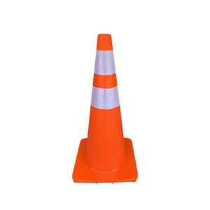Yol güvenliği için <span class=keywords><strong>70cm</strong></span> turuncu yumuşak PVC trafik konisi - Product Image 1