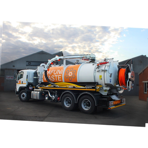 Japan 6X4 4x2 Giga Sewer Cleaner Jetter and Sewer Jetter Cleaning Truck 12000 Liters Combination jet truck - Product Image 5