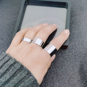 Premium Feel Minimalist Niche Design Stainless Steel Wide Version <b>Ring</b> Glossy <b>Adjustable</b> Unisex's <b>Rings</b> Fashionable Jewelry - Product Image 2