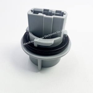 <strong>12V</strong> <strong>Car</strong> Brake Light Turn Signal <strong>Socket</strong> W21/5W Rear Reversing Light with Single Double Wire Bulb Base Nylon Housing SocketT20 - Product Image 3