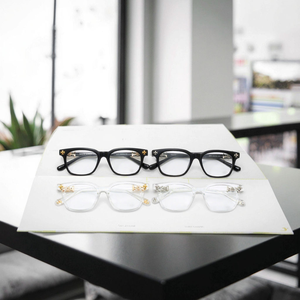 Monturas de Gafas Cuadradas Clásicas y Modernas al por Mayor - Product Image 6