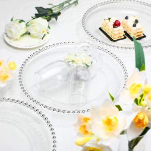 Assiette de présentation ronde transparente de 13 pouces de style européen avec bord perlé pour mariages, assiettes rigides pour fruits et collations - Product Image 3