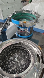 Độ chính xác cao Máy rèn lạnh cho vít kết hợp và máy lắp ráp máy giặt đồng bằng nhỏ - Product Image 4