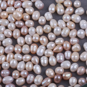 Chaîne de perles d'eau douce baroques blanches de 9-10 mm, perles argentées concassées, trou droit, semi-finies, en gros - Product Image 5