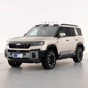 Formula Leopard 8 Smart Flagship Edition d'occasion, SUV 5 portes 6 places hybride rechargeable, faible kilométrage et peinture d'origine, pour l'exportation - Product Image 3