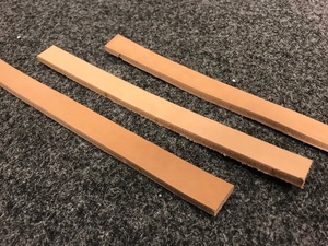 Sangle en cuir noir véritable, souple et résistante, en cuir plat, idéale pour la <span class=keywords><strong>réparation</strong></span> et le bricolage du cuir, rouleau de cuir - Product Image 4