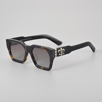 CH8217 Lunettes de soleil rétro pour hommes et femmes Nouvelles lentilles polarisées personnalisées à la mode