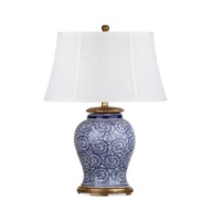 Lampe de table AC moderne au design personnalisé fait main, abat-jour en tissu, corps en fer, éclairage décoratif, design créatif