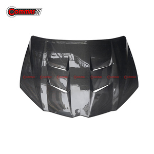 Capot moteur de voiture en fibre de carbone style MSY pour Lamborghini URUS - Product Image 1