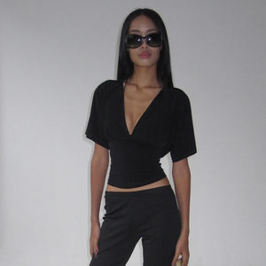 Camiseta de punto de manga corta estilo patchwork oscuro para mujer, novedad de verano, sexy, con cuello en V, sin espalda, con lazo, holgada e informal. - Product Image 5