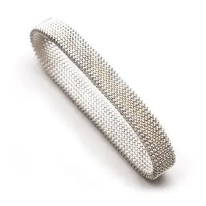 Vente en gros bijoux de mode réglable en acier inoxydable avec boucle milanaise en maille extensible pour hommes et femmes