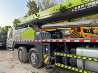 Grue de camion hydraulique d'occasion Zoomlion ZTC500V de 50 tonnes, entièrement opérationnelle