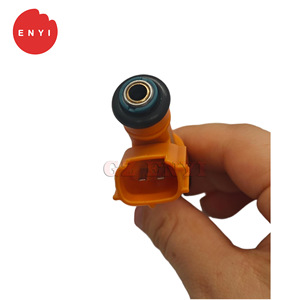 Inyector de Combustible Suzuki Carry 15710-70R00 Para Modelos 2019 en Adelante Nuevo - Product Image 2