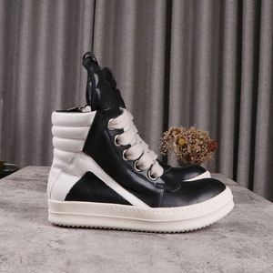 รองเท้ากีฬาคุณภาพสูง ดีไซน์เนอร์แบรนด์ สไตล์คลาสสิก ขายดีที่สุด รองเท้าผู้ชายแฟชั่นพังก์ รองเท้าโลฟเฟอร์ฤดูร้อน แบบมีพื้นรองรับแรงกระแทก - Product Image 3