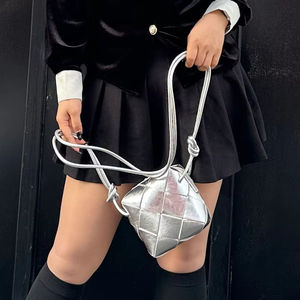 Bolso Bandolera de Moda Americana 2025, Elegante, Mini, Cuadrado, Acolchado, Tejido, Tipo Cámara - Product Image 2