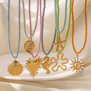 สร้อยคอแฟชั่นฤดูร้อน สแตนเลส 316L ชุบทอง 14k 18k PVD สร้อยเชือกประดับเปลือกหอยหลากสีสไตล์ฮาวายสำหรับผู้หญิง - Product Image 3