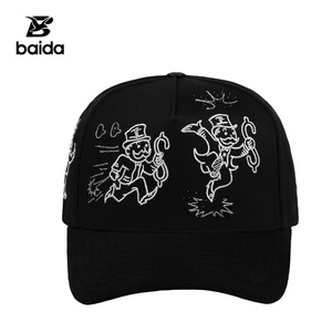 Casquette de baseball sportive en coton à 5 panneaux avec broderie de personnage de dessin animé, motif lettre, style Dobby, personnalisable, de la marque Jc Hats - Product Image 1