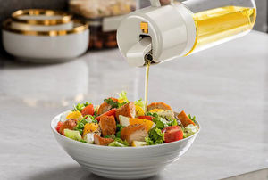 ยูโอ 300 มล. 500 มล. ขวดน้ำมันอเนกประสงค์ 2in1 ป้องกันการรั่วซึม ไม่หยดหย่อน สำหรับสลัด บาร์บีคิว ครัว อบ ย่าง แคมป์ปิ้ง ปิกนิก - Product Image 2