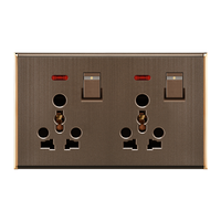 Prise (principale) à conversion deux fois avec prise néon multi (préfixe) murale avec prise de conversion (d'alimentation) liée à l'électricité commune