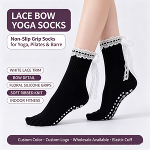 PATON Chaussettes de yoga et de pilates antidérapantes à cinq doigts pour femmes, avec bordure en dentelle blanche ajourée et long <span class=keywords><strong>ruban</strong></span> à nœud, vente en gros personnalisée - Product Image 3