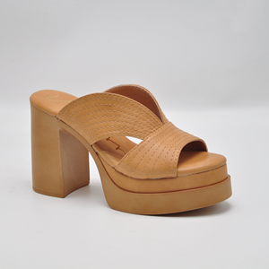 Vente en gros de chaussures à talons hauts pour femmes, sandales à plateforme, design pour pieds larges, pantoufles à talons pour femmes, confortables pour l'été - Product Image 1