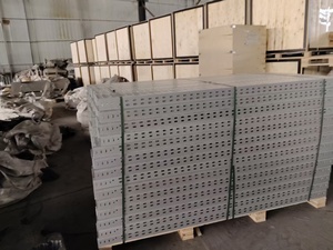 Bandejas para Cables de Gran Vano, Resistentes a la Corrosión, Galvanizadas en Caliente, Perforadas, de Acero Industrial, Directas de Fábrica y en Stock - Product Image 5