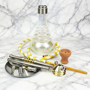 Pipa de Narguile Retro de Lujo - Metal Plateado y Dorado, Manguera Estriada y Base de Vidrio Texturizado para Uso Social Informal - Product Image 5