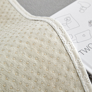 وسادة جلوس مانعة للانزلاق مضادة للخدش مع غطاء واقي للكلاب قابلة للغسل ومقاومة للماء - Product Image 4