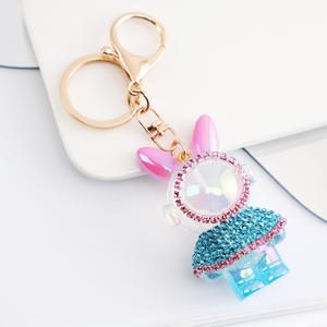Nouveau porte-clés en résine colorée de dessin animé, lapin spatial, personnalisé, mode, incrusté de diamants, pendentif pour sac, cadeau - Product Image 2