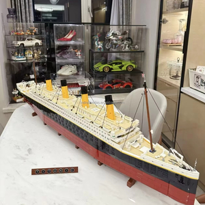 Titanic ICONSS LOGOS TECHNICS LE GO Blocs de construction Thème Voitures 1:8 ABS Château Tour Eiffel Seau Jouet Cadeau Vente en gros Série Populaire - Product Image 1