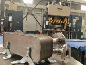 Intercambiador <span class=keywords><strong>de</strong></span> Calor Marino Soldado para Refrigeración, Ahorro <span class=keywords><strong>de</strong></span> Energía, Conveniente, Fabricado en Material Duradero 316L, Certificación CE TUV - Product Image 4