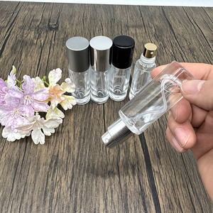 Botellas de Perfume de Vidrio Transparente de 10 ml de Alta Calidad con Pulverizador, Dispensadores de Líquido Cosmético Portátiles Mini para Viaje, <span class=keywords><strong>Precio</strong></span> de Fábrica, Venta al por Mayor - Product Image 4
