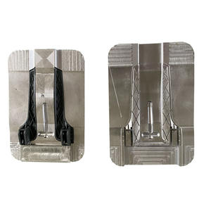 תבנית הזרקה לרכב עם משטח מבריק וטקסטורה מחומרים PVC, ABS, פוליפרופילן, PE, PBT, TPE ופוליסטירן - Product Image 1