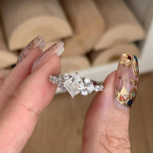 Набор обручальных колец с муассанитом и 925 - Product Image 2