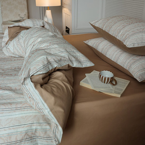 Parure de lit quatre pièces en pur coton Volkswagen Secret Realm Khaki pour lit 1,8 m, impression réactive - Product Image 5