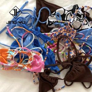 Maillots de bain personnalisés par le fabricant, impression de logo, design vintage, maillots de bain de haute qualité, bikini deux pièces pour femmes - Product Image 2